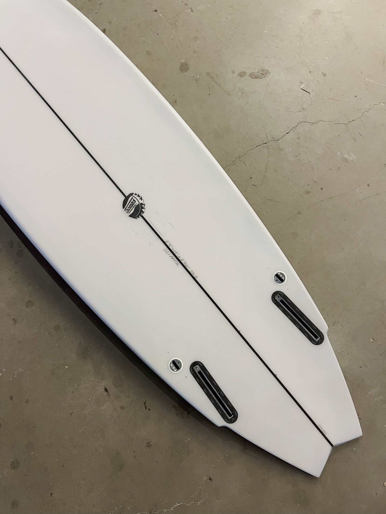 6’4” Slipper #10085