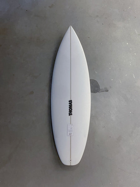 Shortboard-5-9-3-to-the-beach-